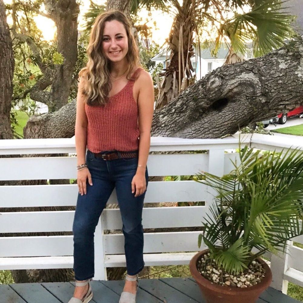 Meet your Posher, Carly